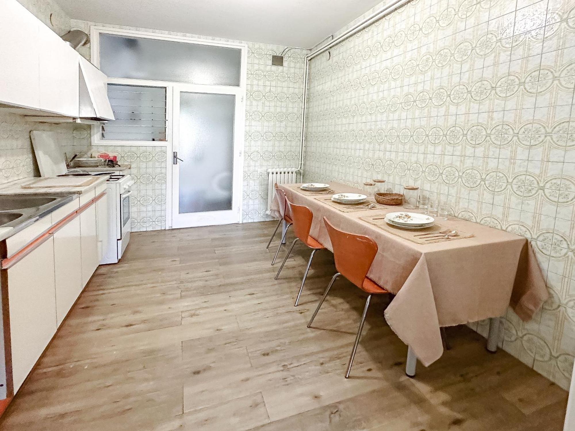 Lovely Rooms In Shared Apartment Gracia Neighborhood บาร์เซโลนา ภายนอก รูปภาพ