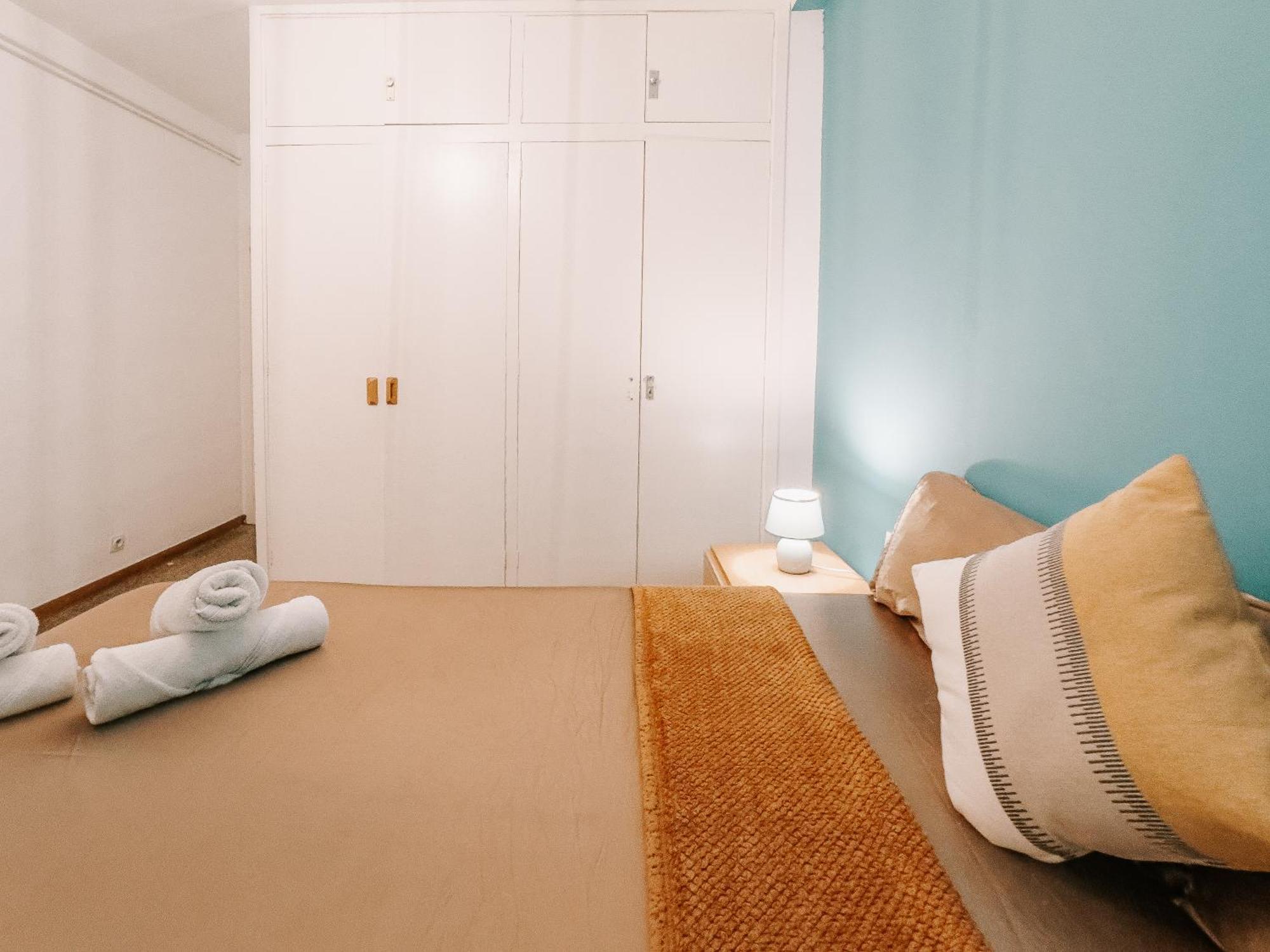 Lovely Rooms In Shared Apartment Gracia Neighborhood บาร์เซโลนา ภายนอก รูปภาพ