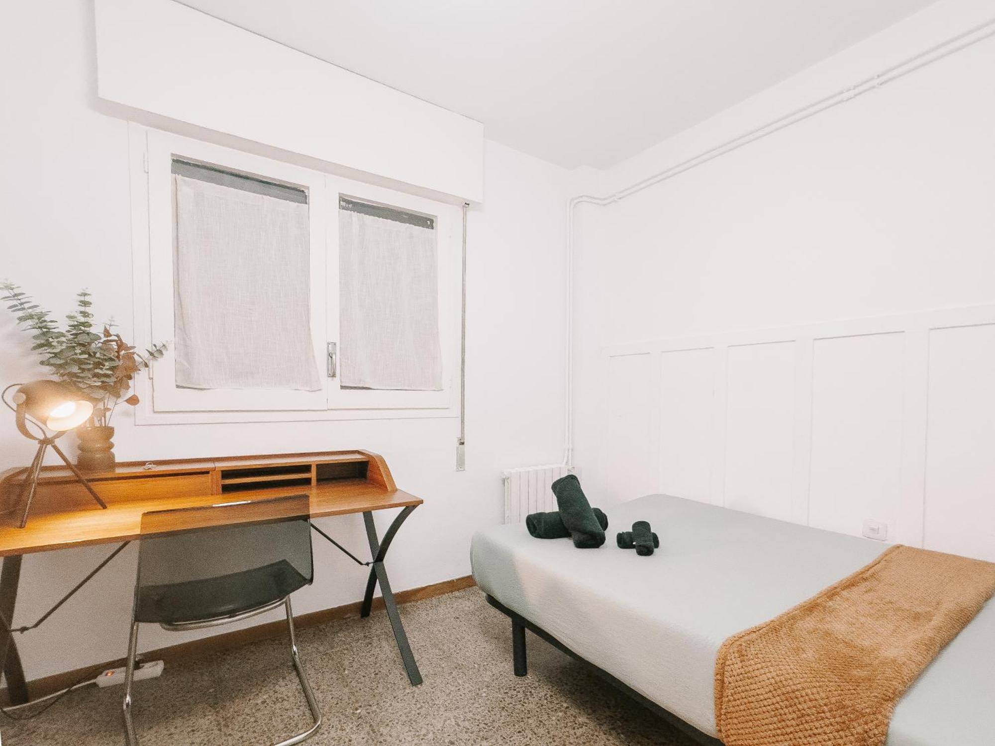 Lovely Rooms In Shared Apartment Gracia Neighborhood บาร์เซโลนา ภายนอก รูปภาพ