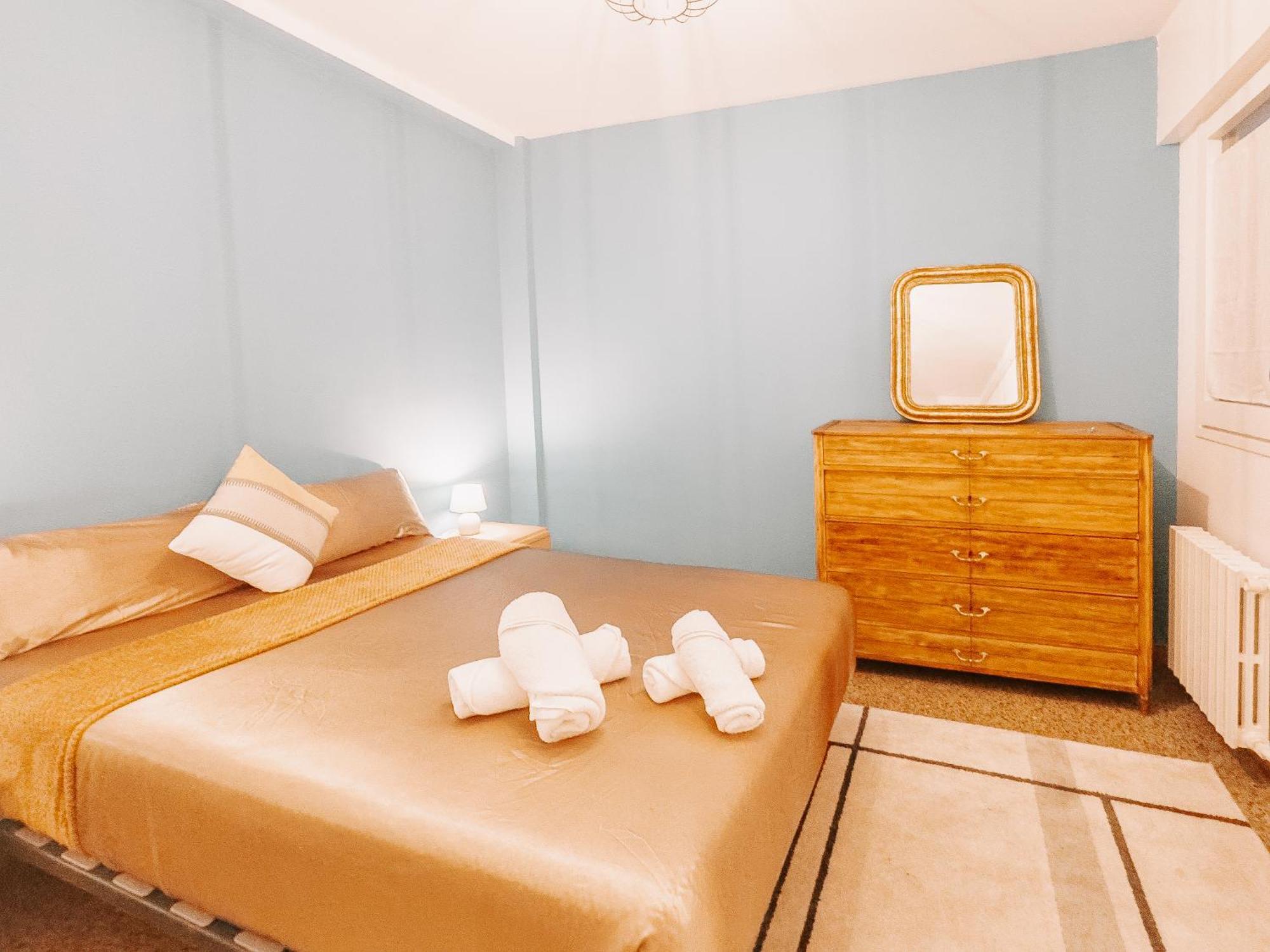 Lovely Rooms In Shared Apartment Gracia Neighborhood บาร์เซโลนา ภายนอก รูปภาพ